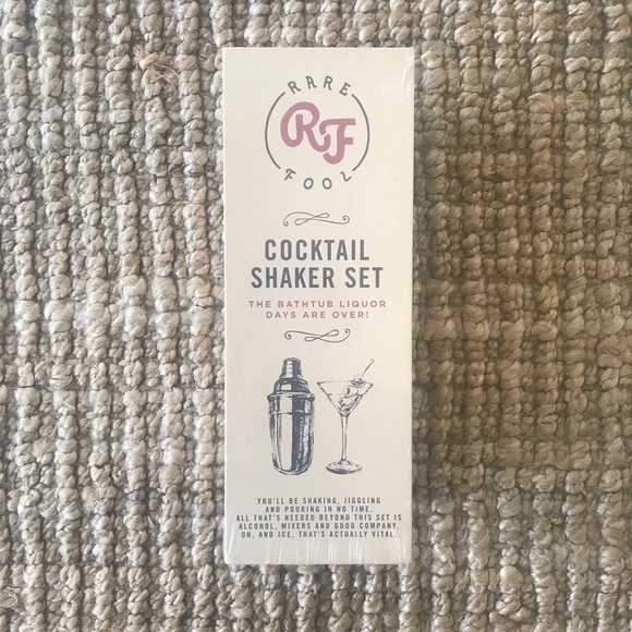 Cocktail Shaker Set New in Box - Picture 1 of 4